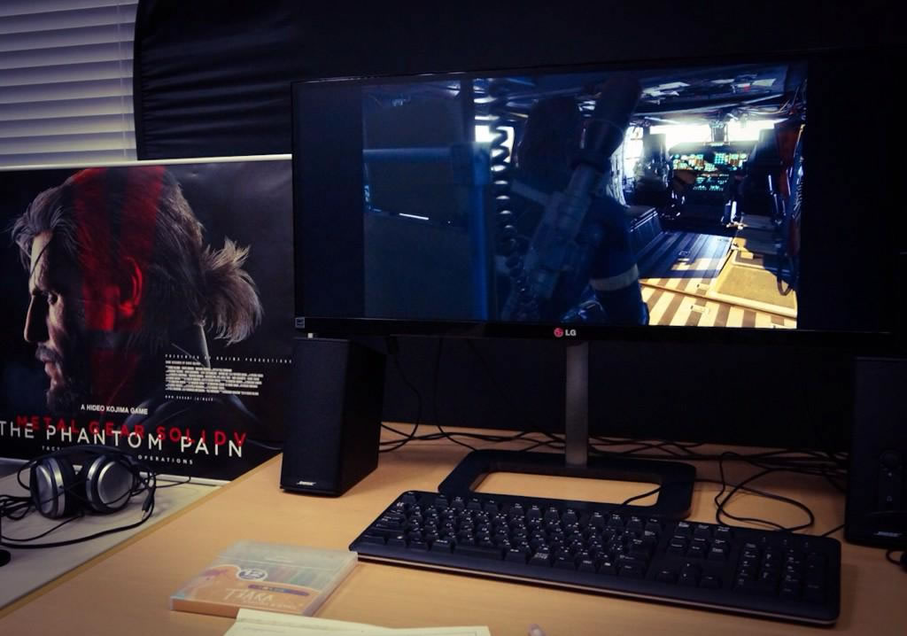 Hideo Kojima teste sang cesse Metal Gear Solid V en photos