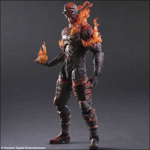 La figurine Play Arts Kay du Man on Fire, le dmon en flamme, date en images
